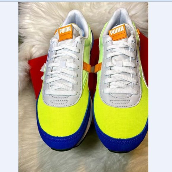 Men's PUMA Future Rider Play On Sneaker White, Fizzy, Lime Sz 11 New Fast Ship - Picture 2 of 7